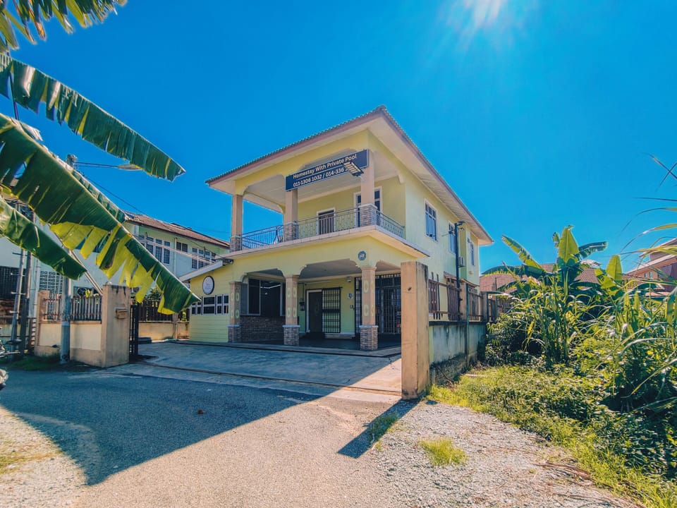 Front of property - evening/night