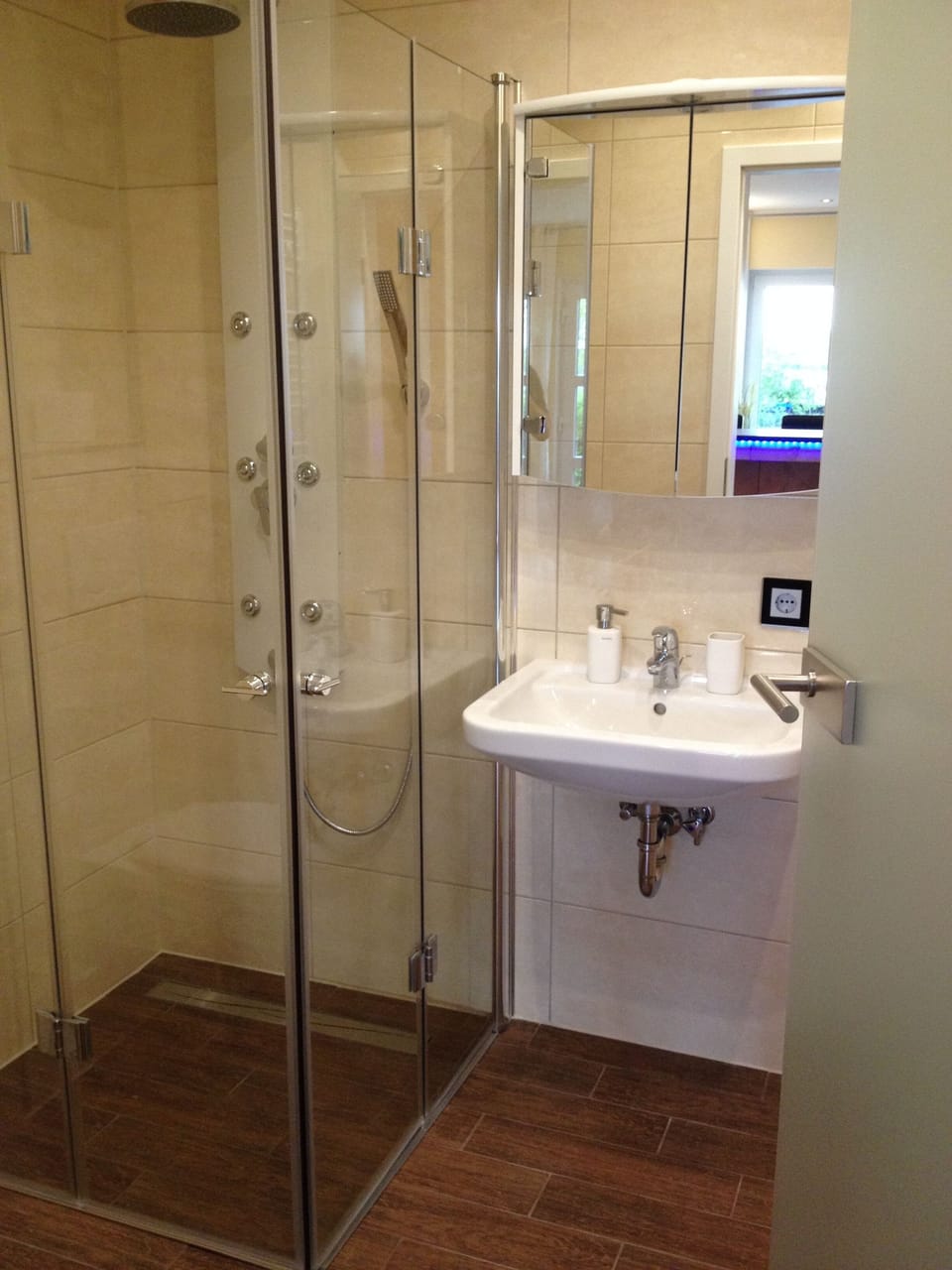 Classic Apartment | Bathroom
