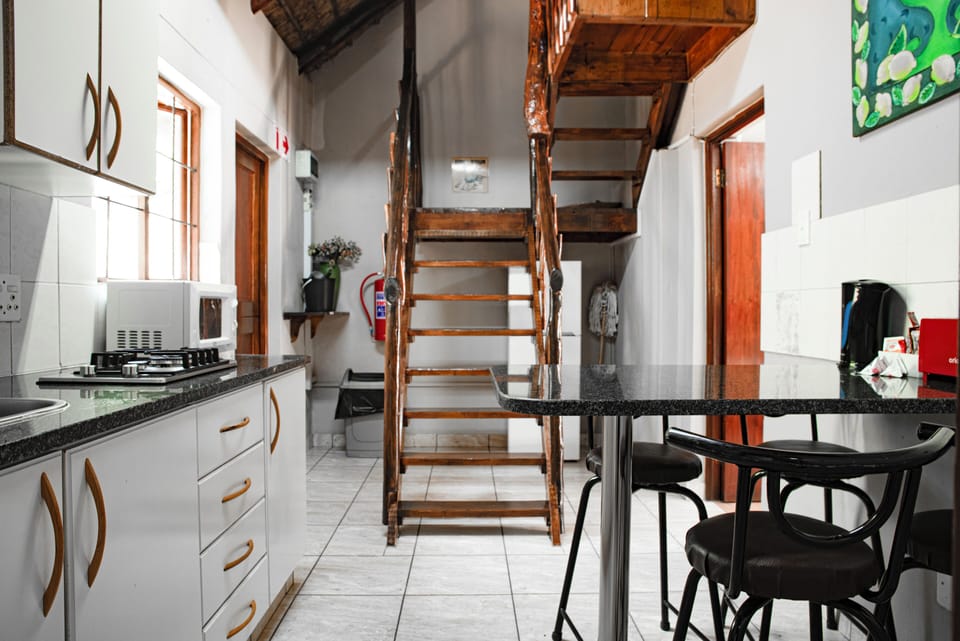 Chalet | Microwave