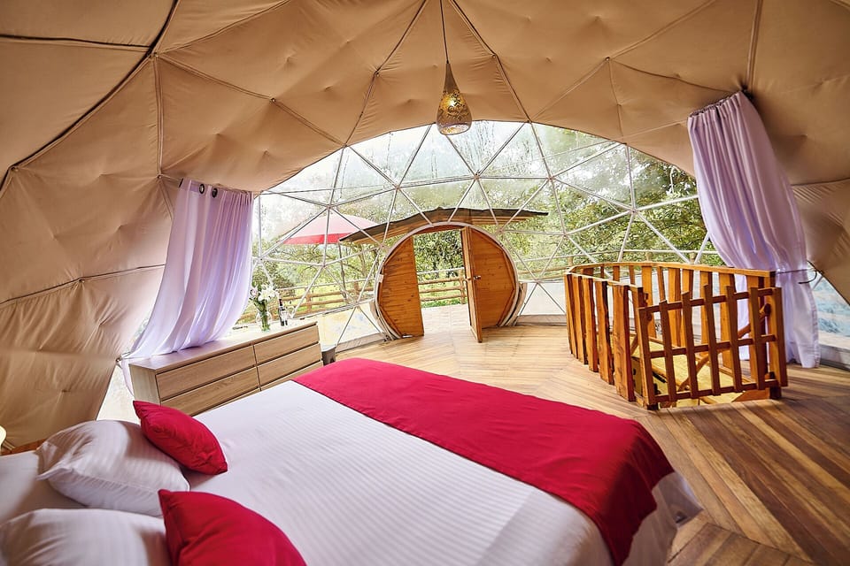 Deluxe Bungalow, Patio, Garden View | In-room safe, WiFi (free), bed sheets