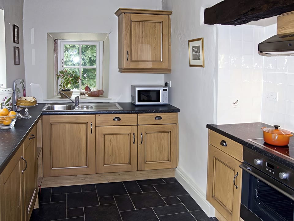 Dishwasher, cookware/dishes/utensils