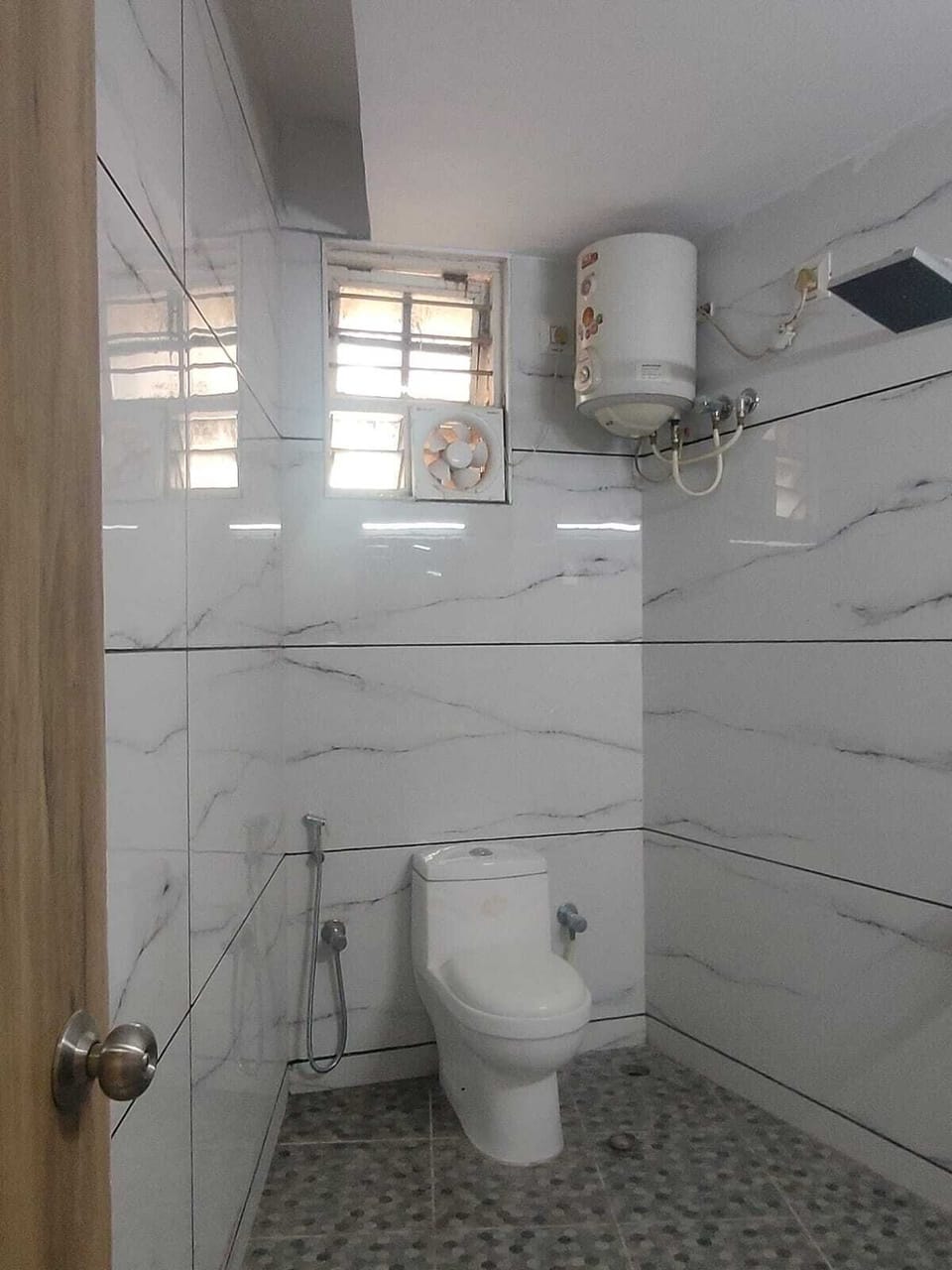Superior Apartment | Bathroom