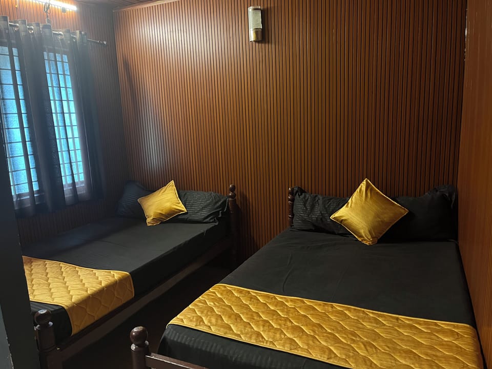 Basic Double Room | WiFi (free)