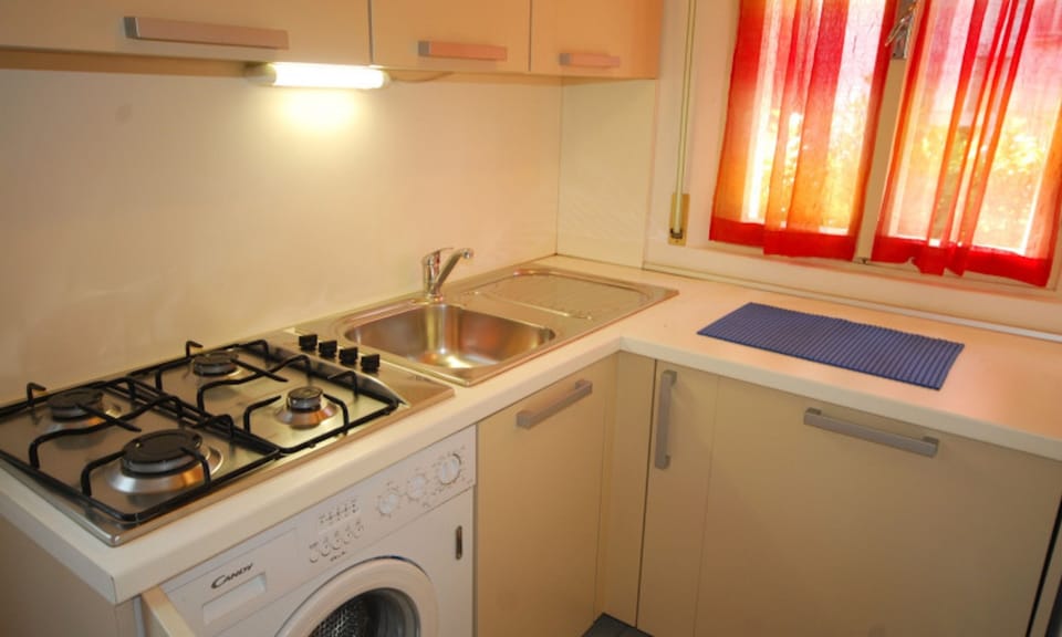 Villa, 2 Bedrooms, Garden View | Interior