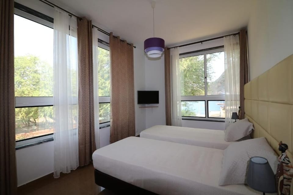 Standard Double Room | In-room safe, WiFi (free)