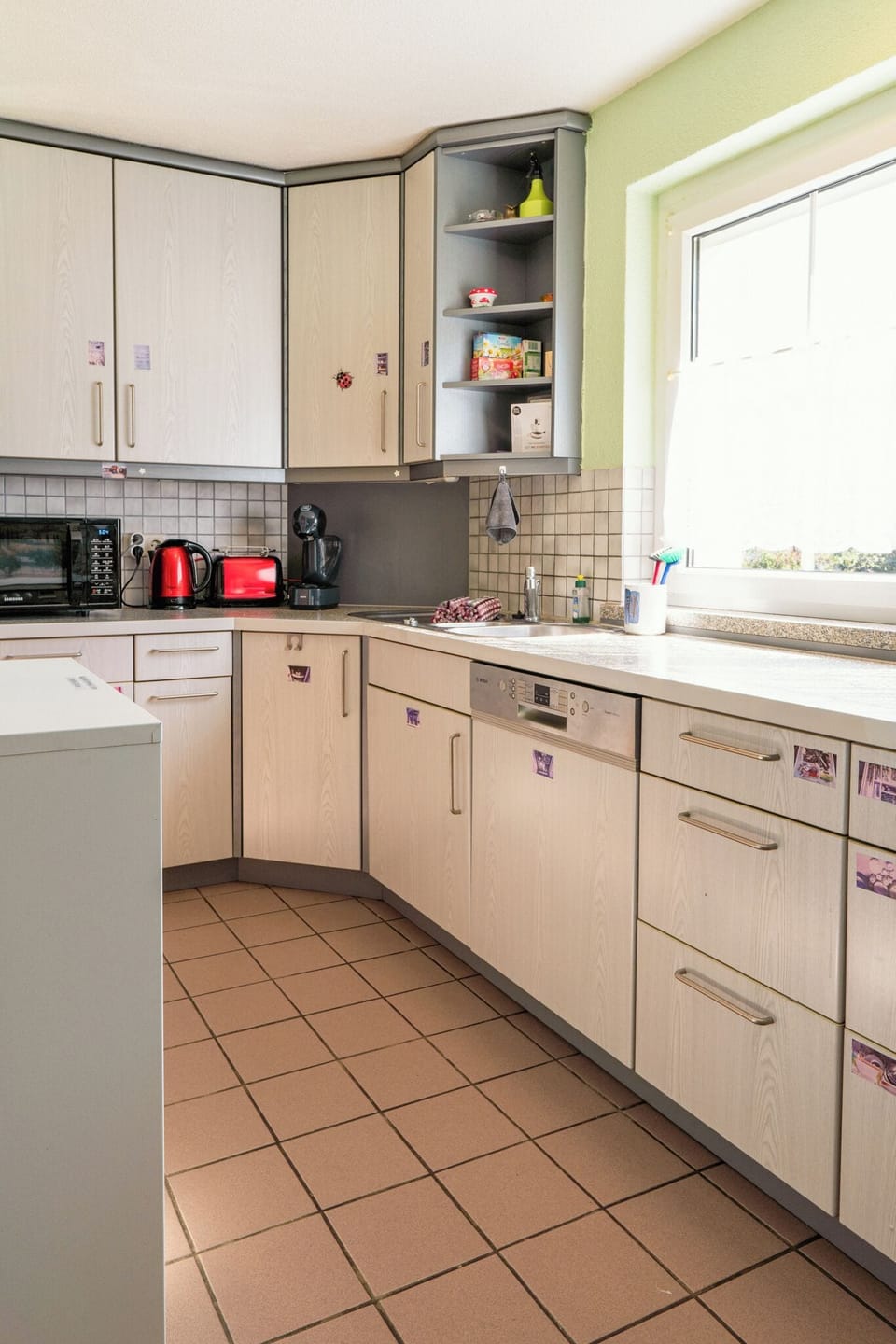 Deluxe Apartment, Mountain View | Private kitchen | Electric kettle, toaster