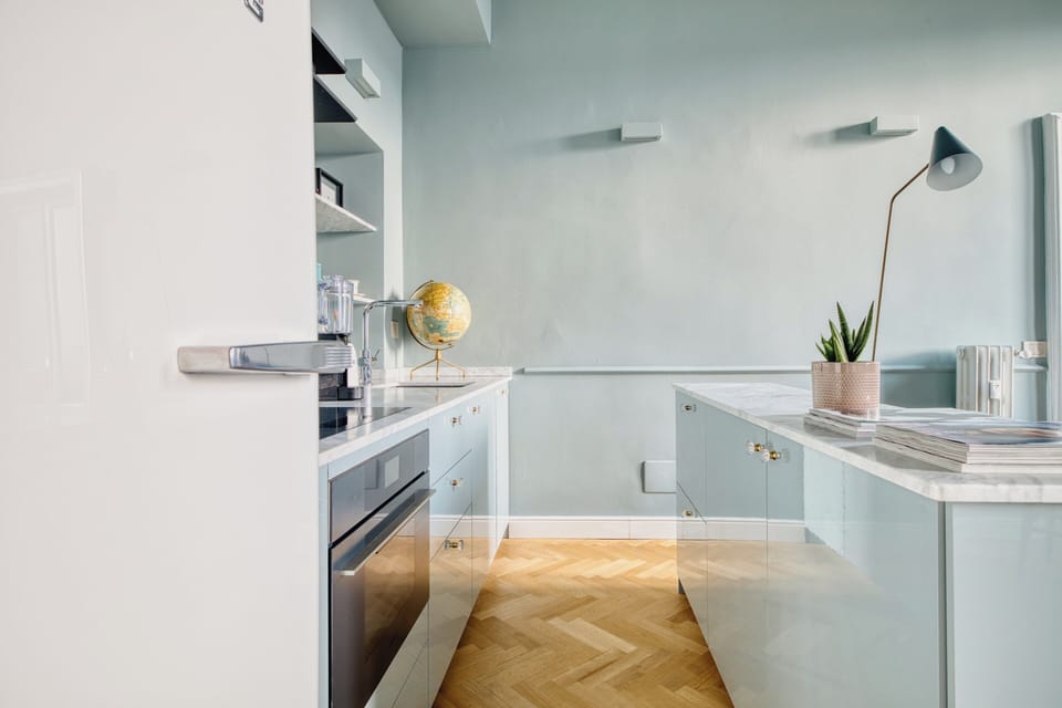 Apartment | Private kitchen | Fridge, oven, stovetop