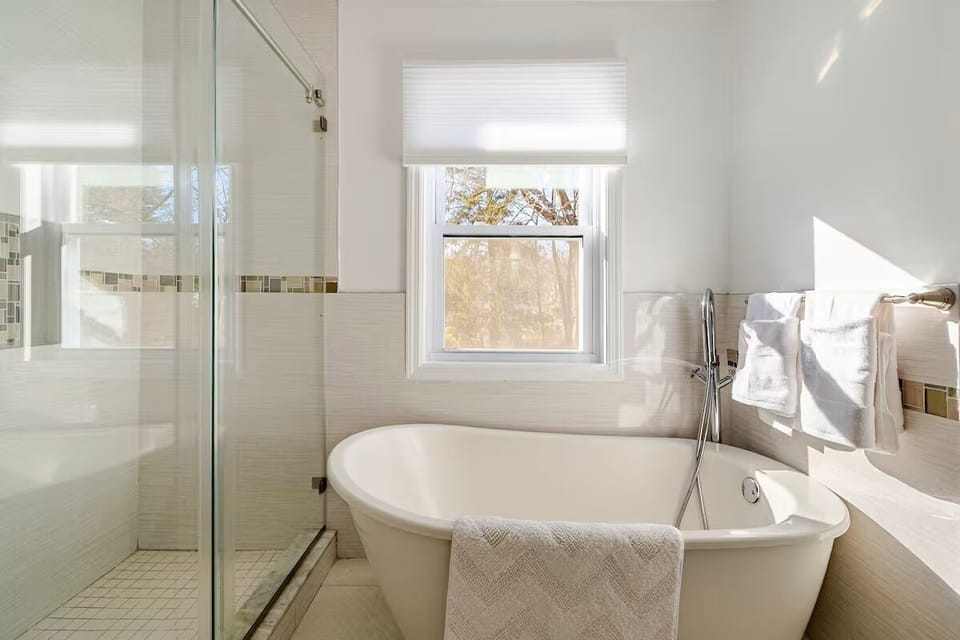 Luxury House, Patio, Garden View | Bathroom