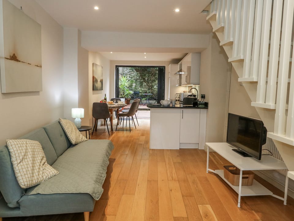 Cottage | Living area