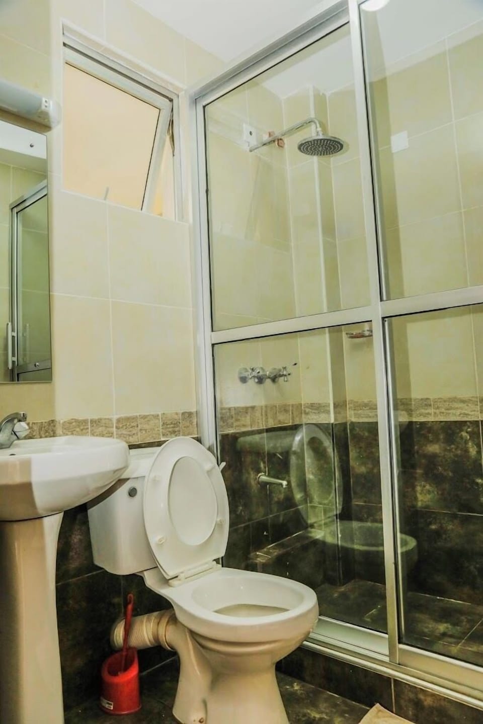 Standard Double Room | Bathroom | Shower, slippers, towels, soap