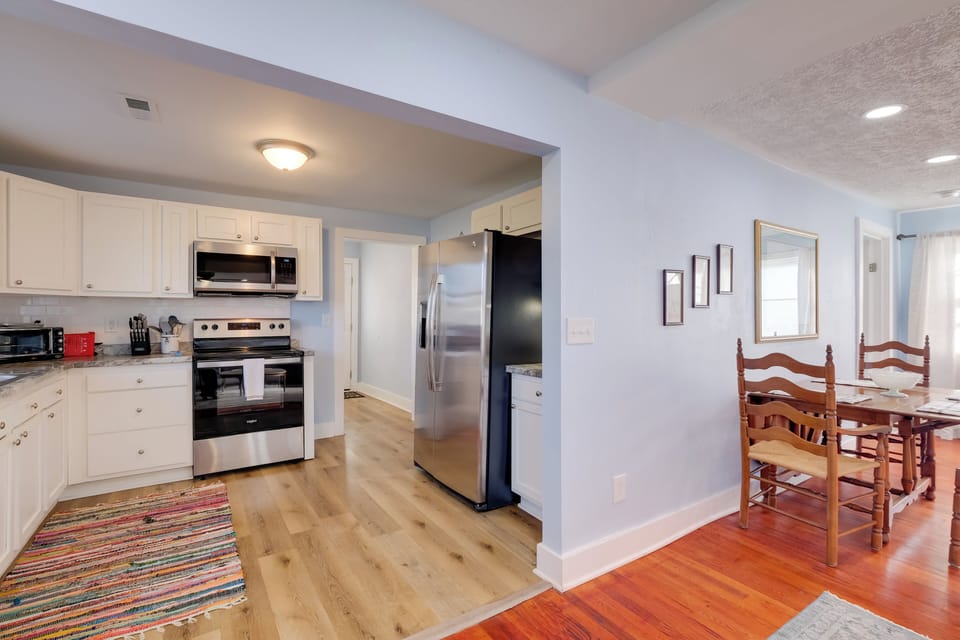 House (3 Bedrooms) | Interior