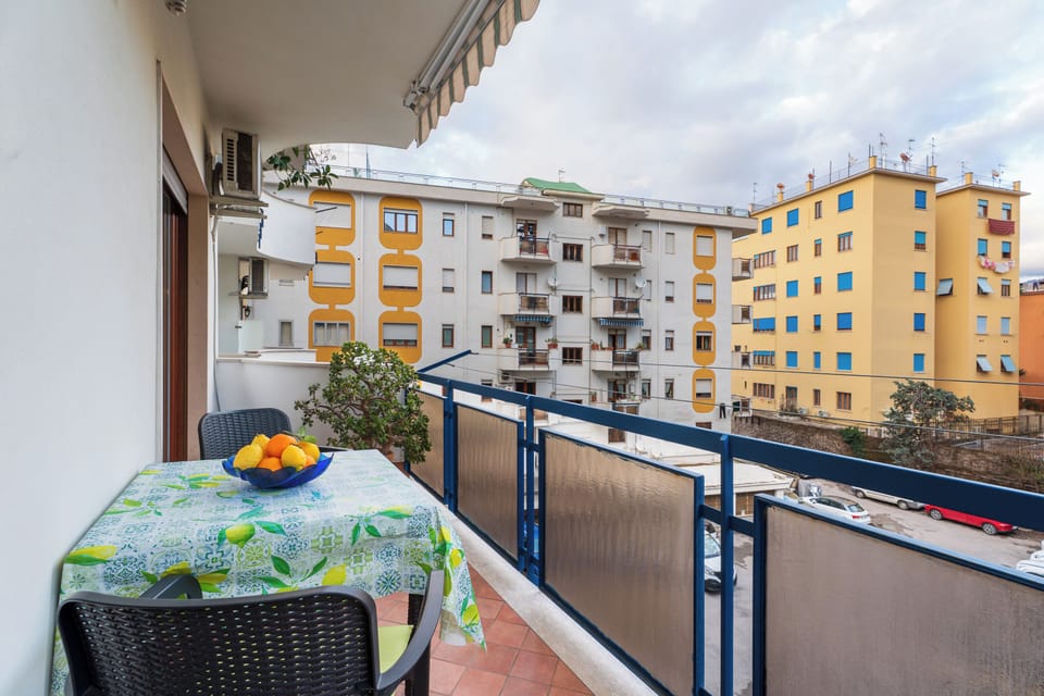 Studio, Balcony | City view
