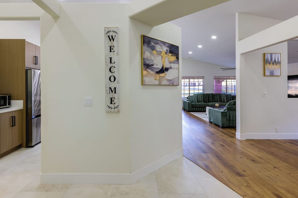 House (3 Bedrooms) | Interior