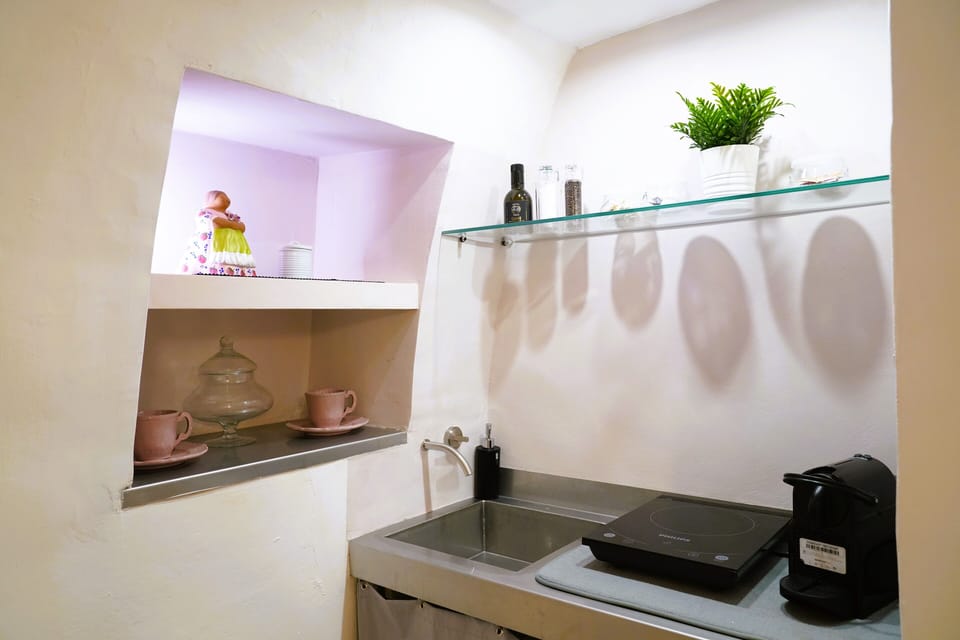 Basic House | Interior