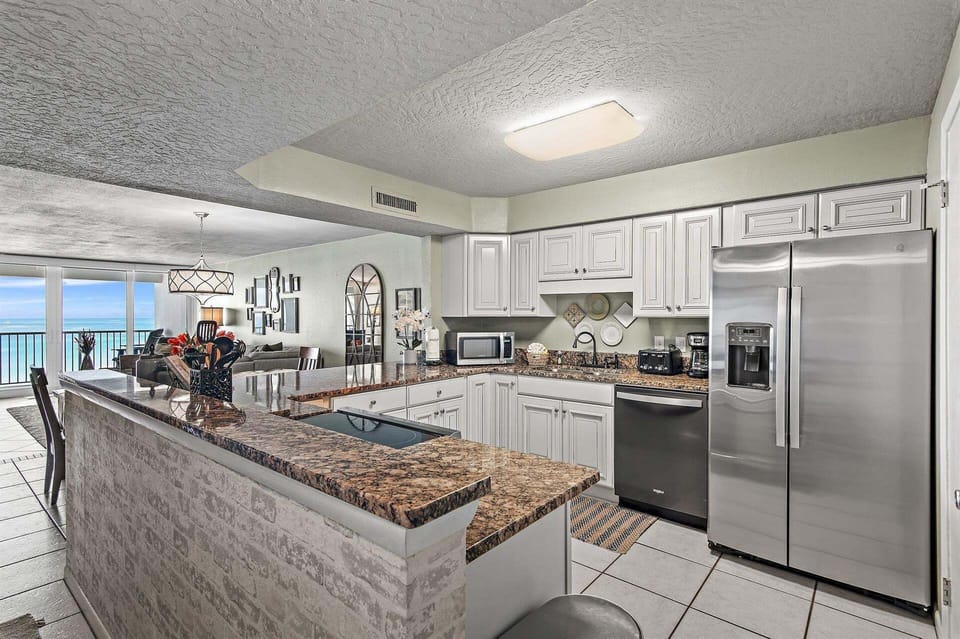 Condo, 2 Bedrooms | Private kitchen | Coffee/tea maker, fridge, oven, toaster