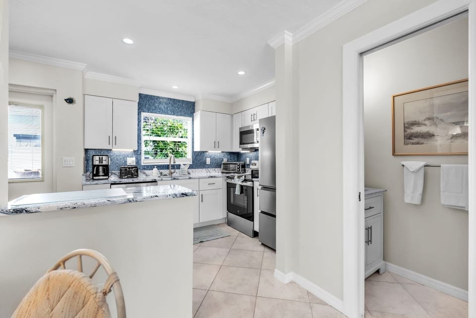 House, 2 Bedrooms | Private kitchen | Coffee/tea maker, fridge, oven, toaster