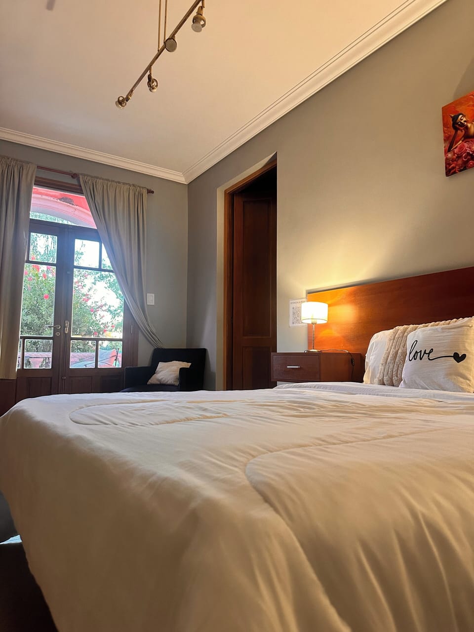Luxury Double Room, Balcony, Courtyard View | WiFi (free)
