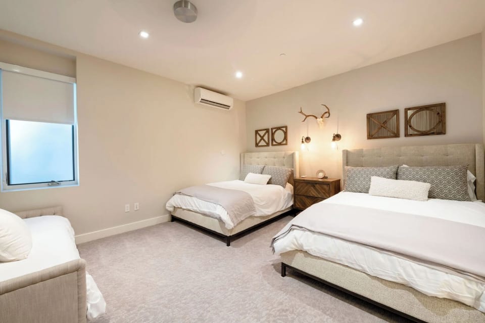 Townhome, 3 Bedrooms | WiFi (free)