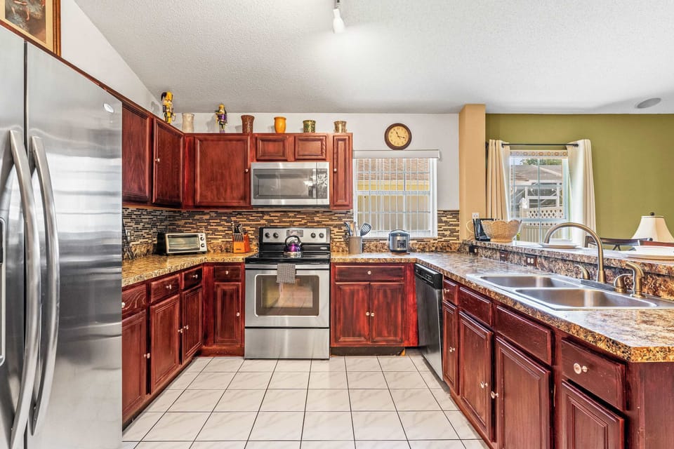 House, Multiple Beds, Pool Access, Pool View (The Art House) | Private kitchen