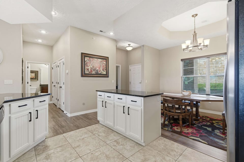 Condo, Multiple Beds, Patio (Majestic Retreat) | Interior