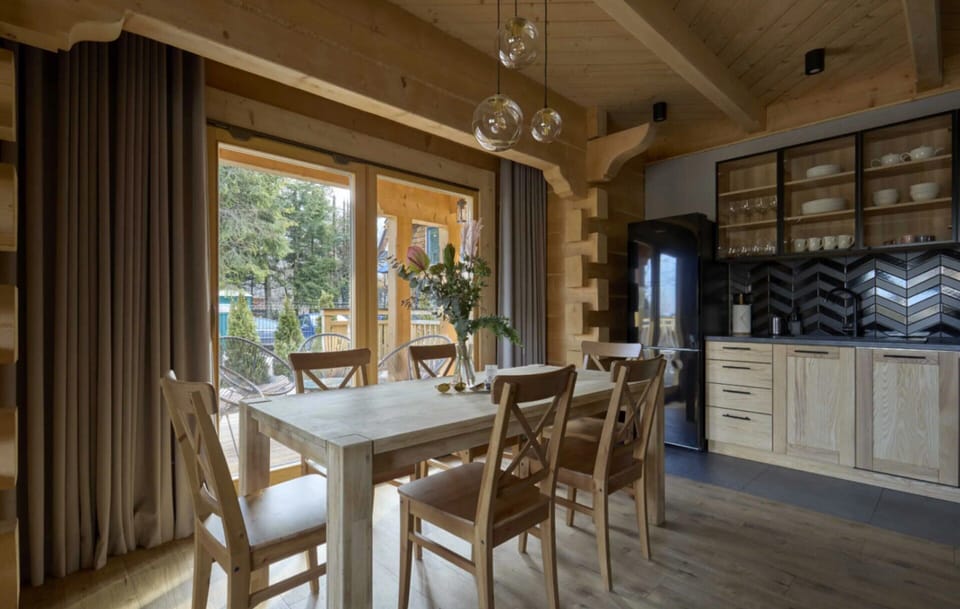 House | Dining
