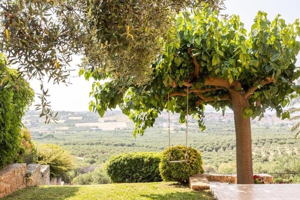 Three Bedroom Maisonette with Private Pool | Property grounds