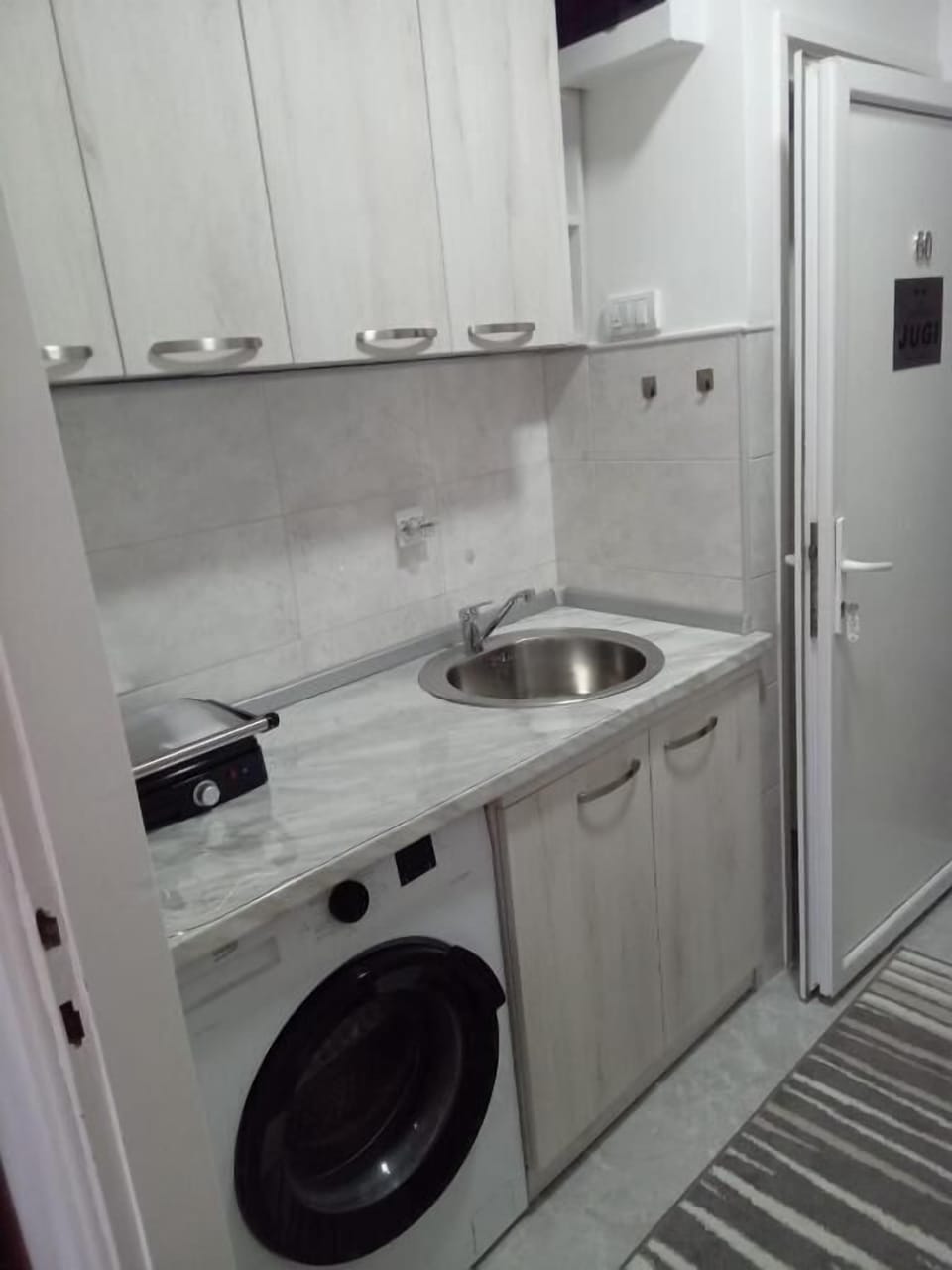 Luks Apartman Jugi Free Public Parking Apartment in Serbia