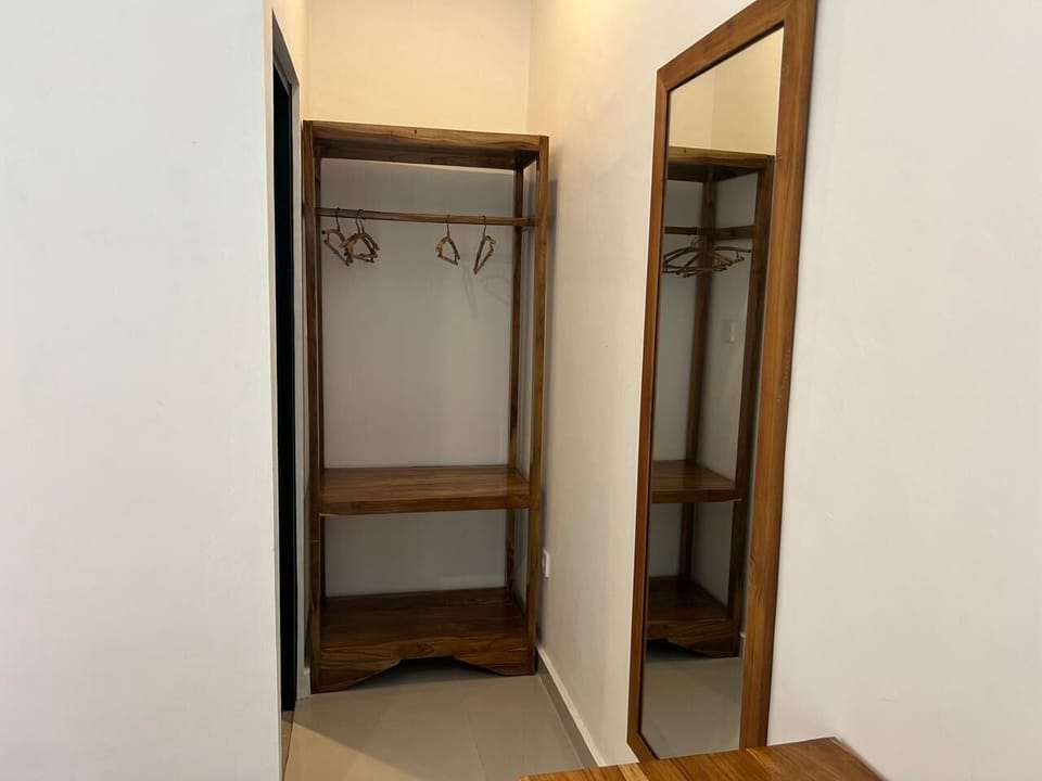 Deluxe Room, Garden View | Interior