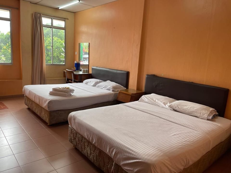 Family Room | WiFi (free), bed sheets