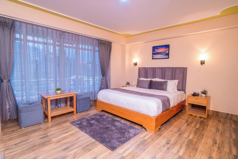 Superior Double Room, Balcony, Mountain View | Desk, laptop workspace, WiFi (free)