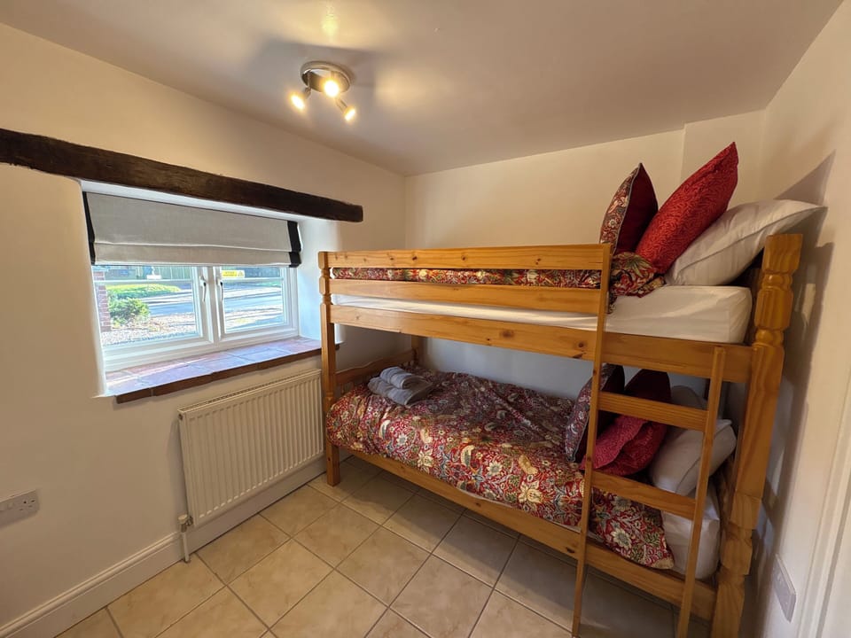 Cottage, 2 Bedrooms, Pets Allowed | Free WiFi