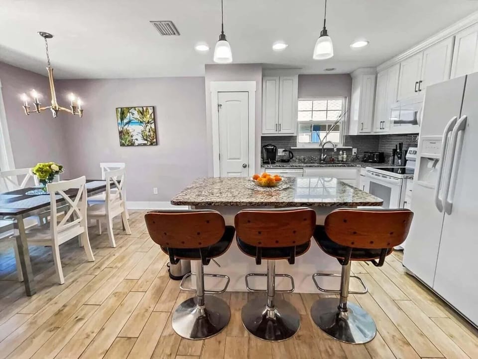 House, Multiple Beds (Jamaican Lakes 22) | Private kitchen