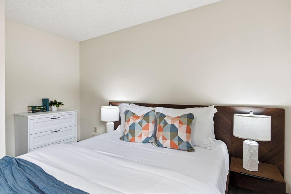Comfort Double Room | Desk, laptop workspace, iron/ironing board, WiFi (free)