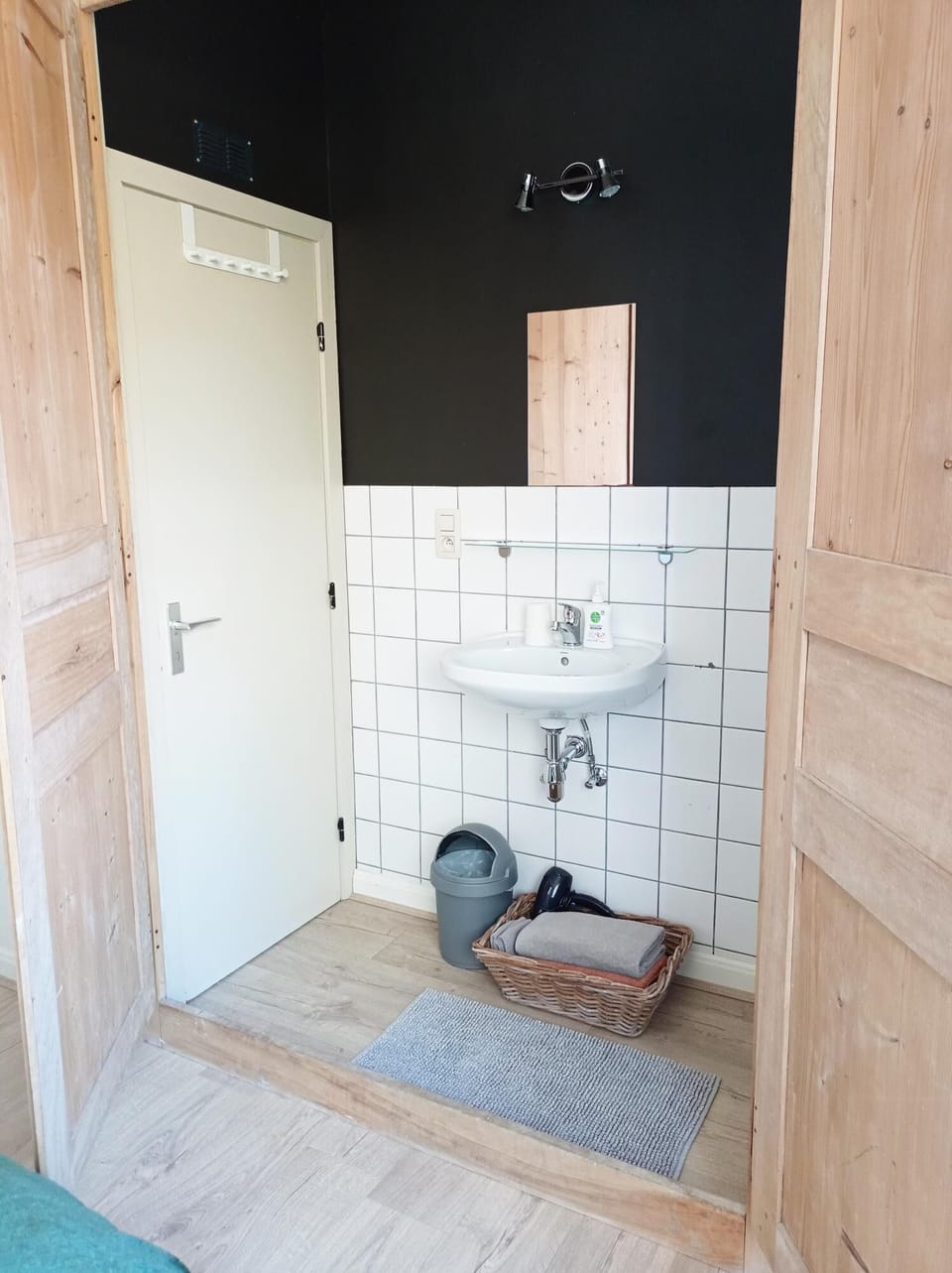 Triple Room, City View | Minibar, blackout drapes, free WiFi, bed sheets