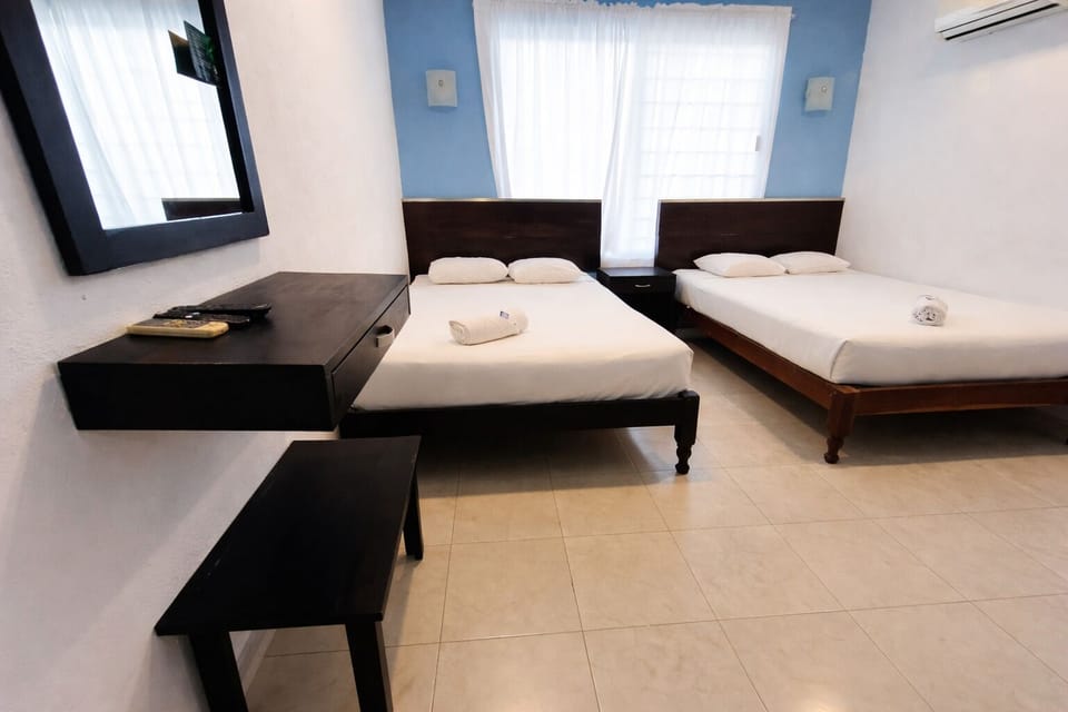 Double Room | Desk, laptop workspace, iron/ironing board (on request), WiFi (free)