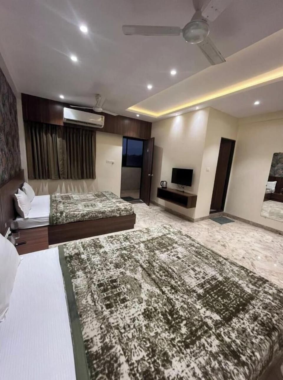 Premium Room | Free WiFi