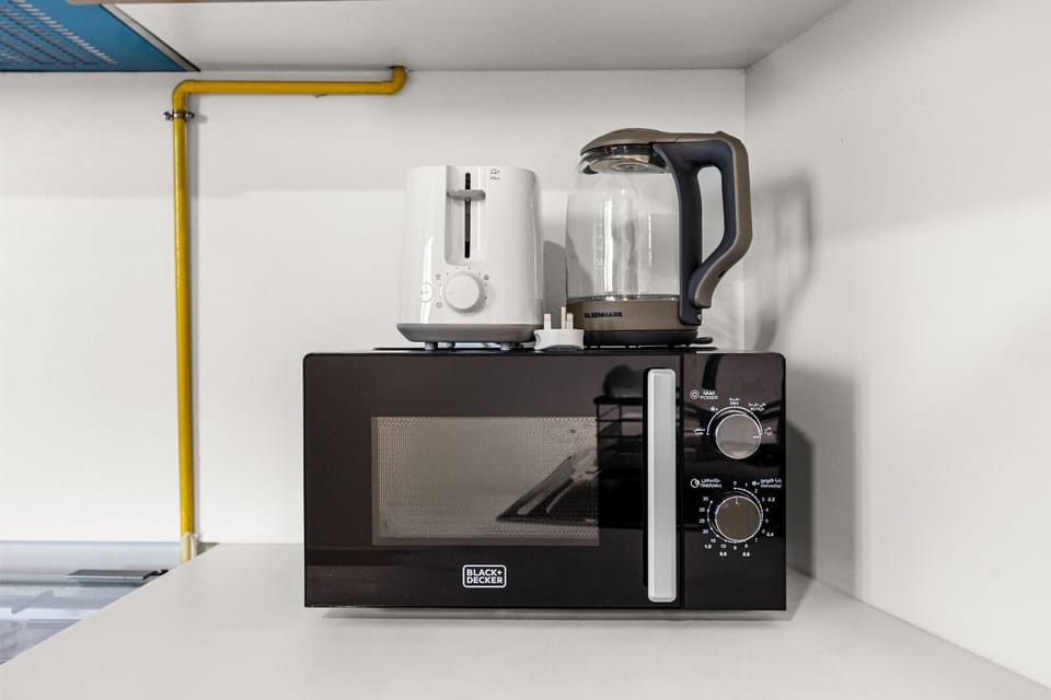 Apartment, Balcony | Microwave