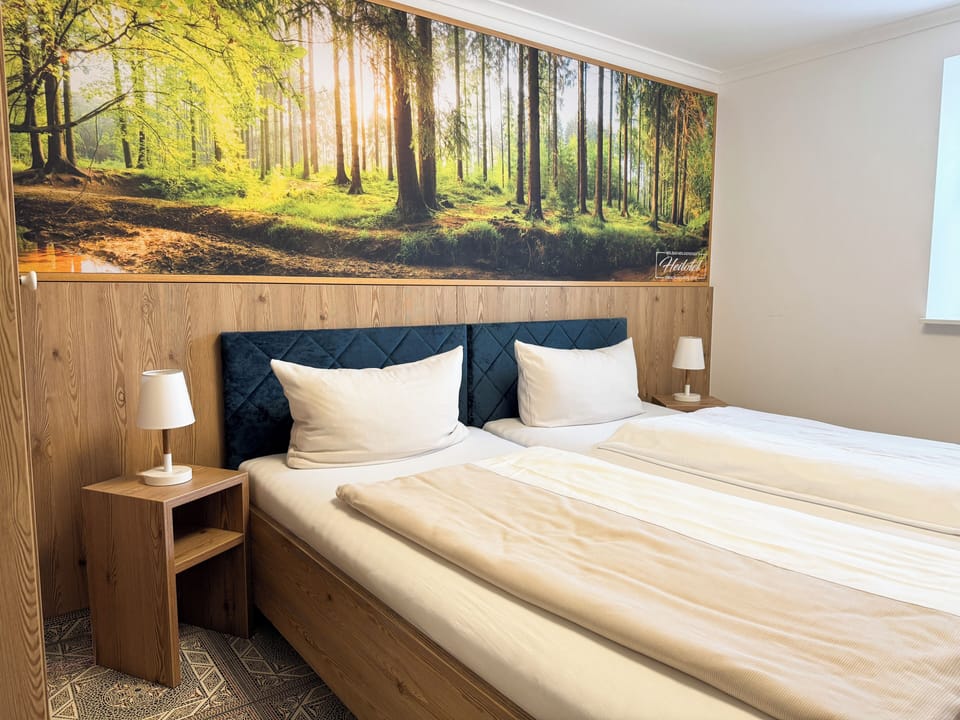 Classic Double or Twin Room | Desk, laptop workspace, free WiFi