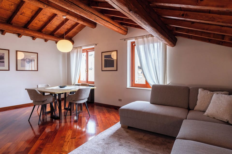 Apartment, 3 Bedrooms | Living area