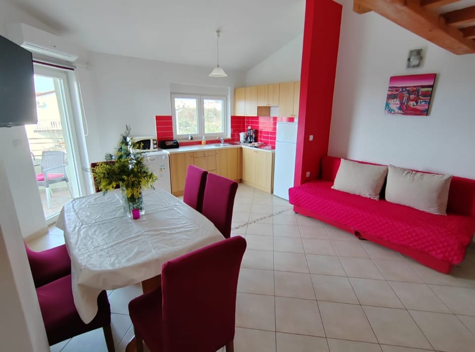 Apartment ((A3) TwoBedroom Apartment with Sea Vi) | Property amenity