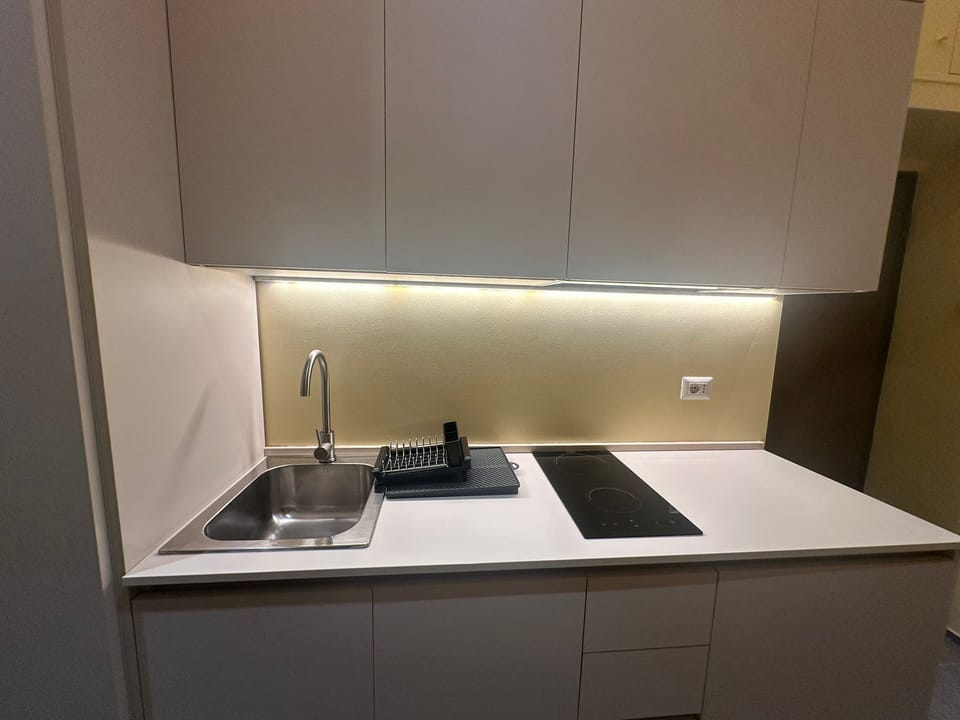 Apartment (1 Bedroom) | Private kitchen | Microwave, espresso maker, electric kettle