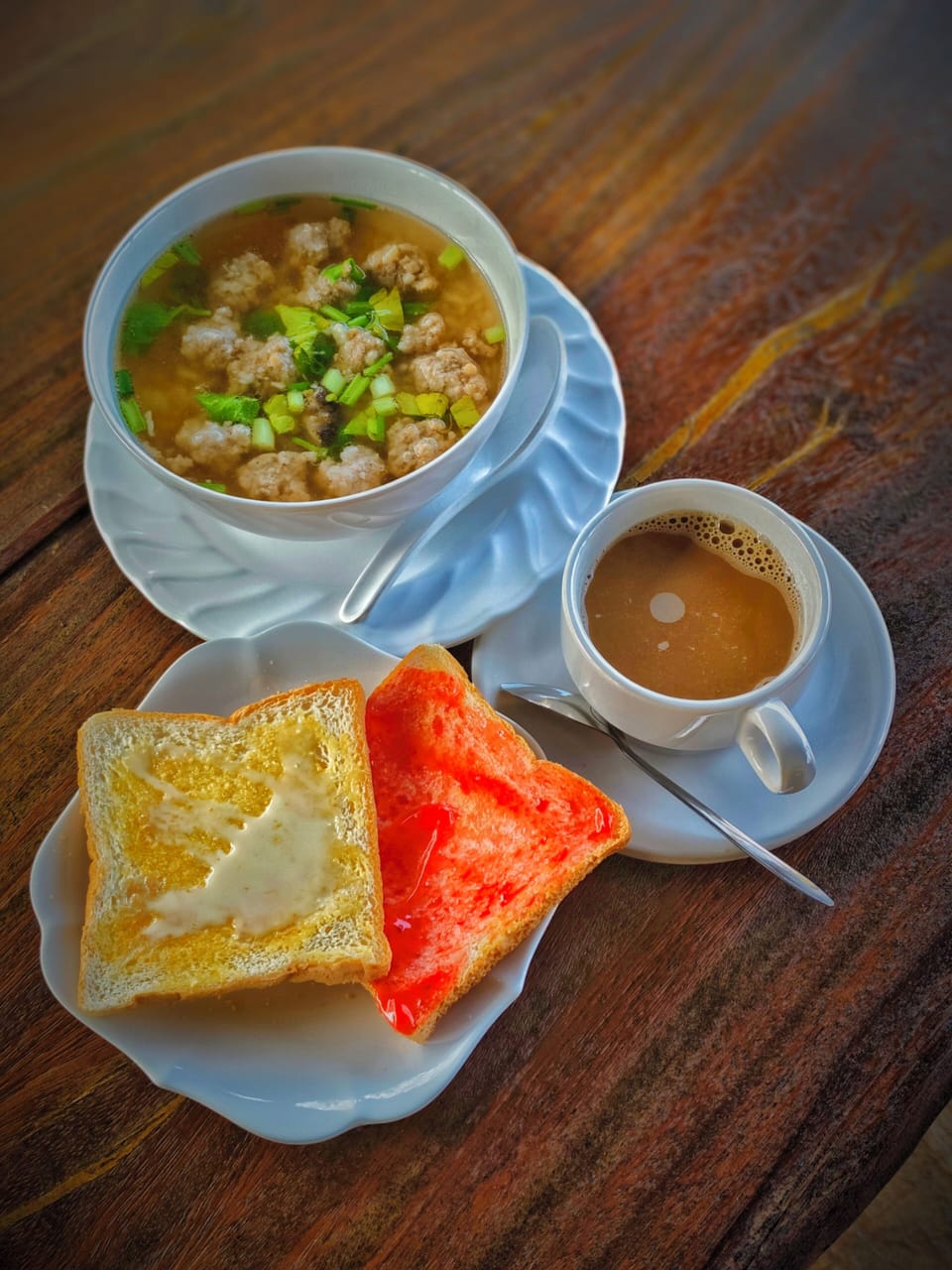Free daily local cuisine breakfast