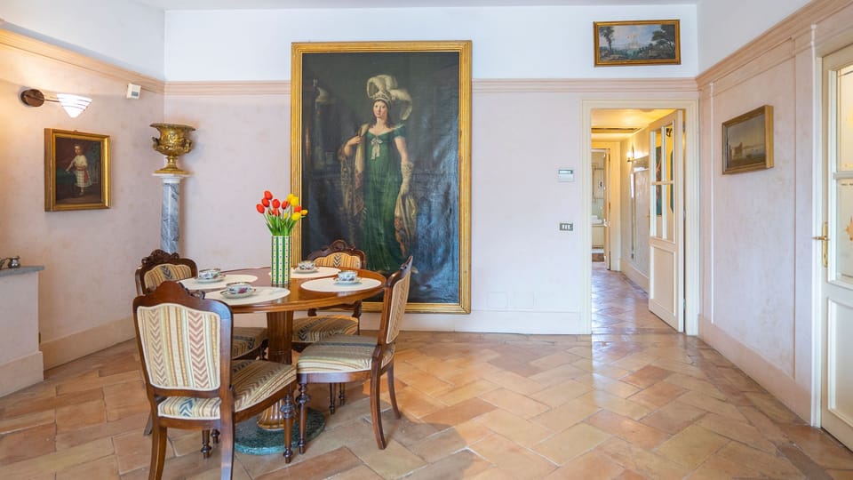 Apartment, City View | Dining