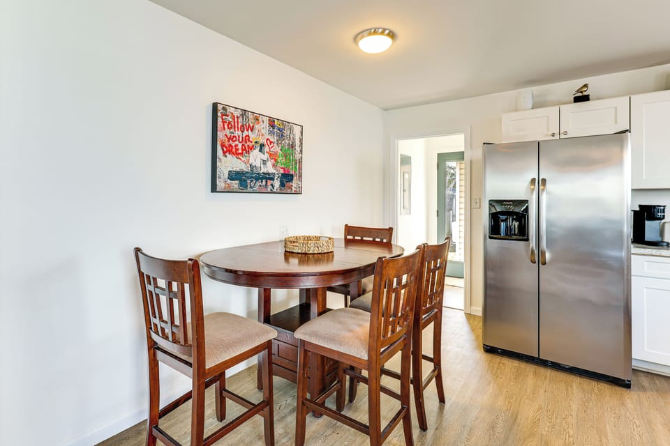 House (2 Bedrooms) | Interior