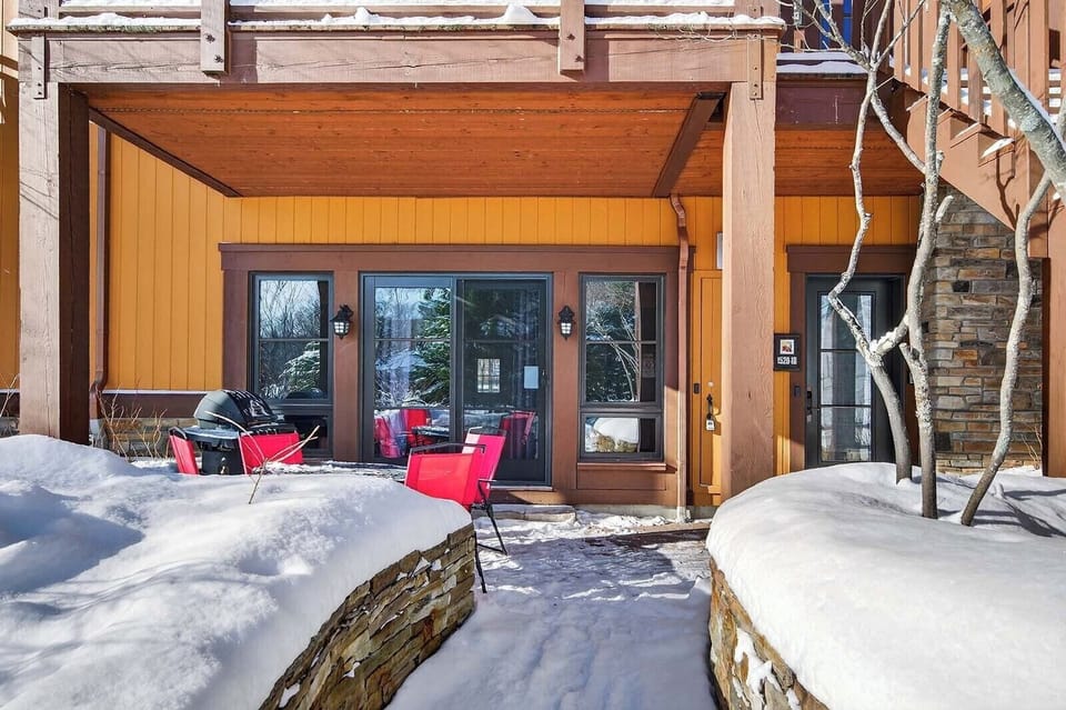 Family Condo, Mountain View | Terrace/patio