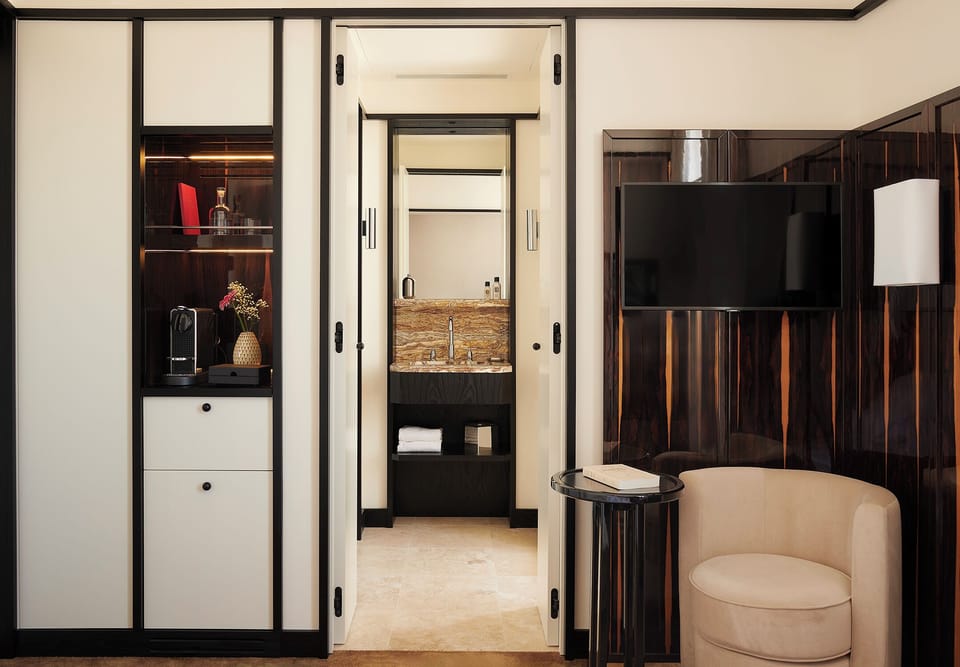 Signature Double Room | Premium bedding, minibar, in-room safe, blackout drapes