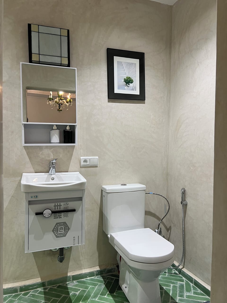 Traditional House, 4 Bedrooms, Private Bathroom | Bathroom | Shower, hair dryer, towels, soap
