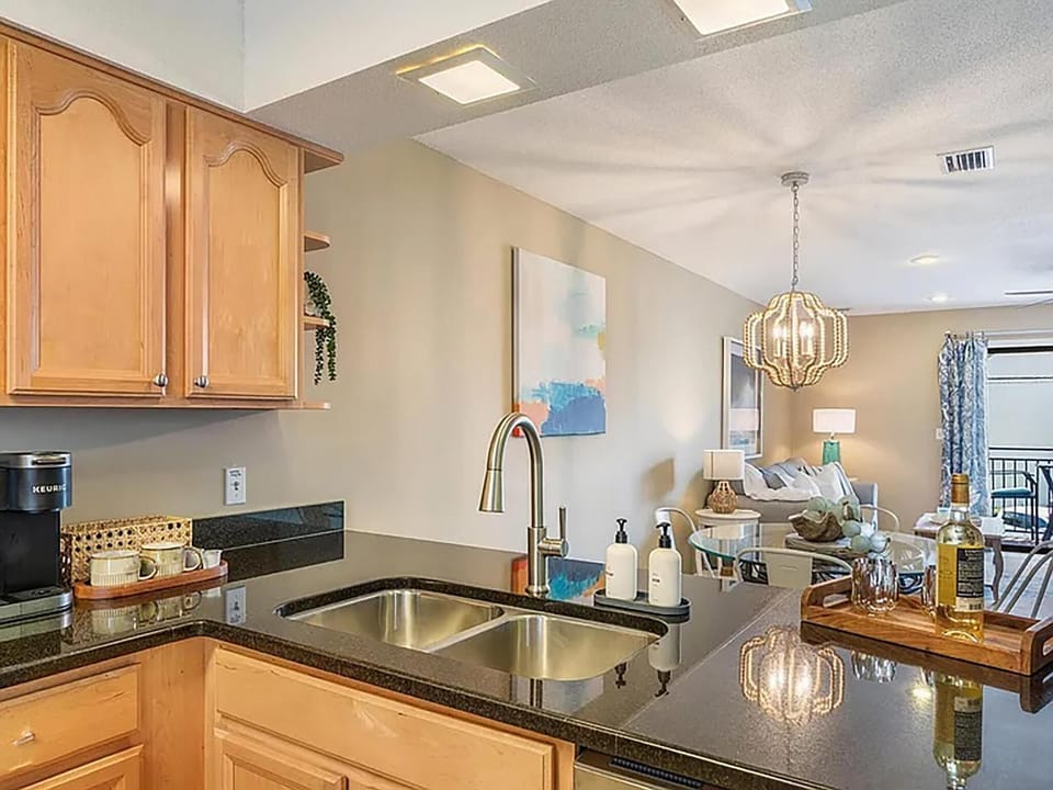 House, Multiple Beds (Costa Vista Townhouse #2) | Interior