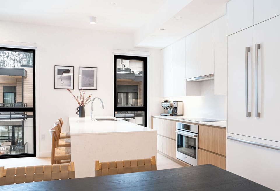 Condo, Balcony, Mountain View | Private kitchen | Coffee/tea maker, toaster