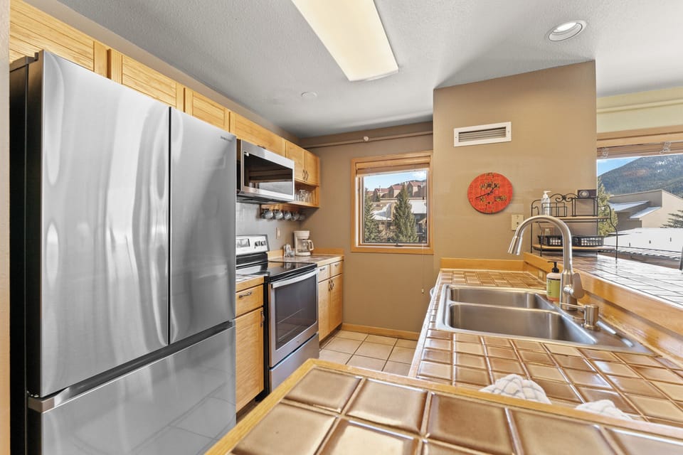Condo (1 Bedroom) | Property amenity